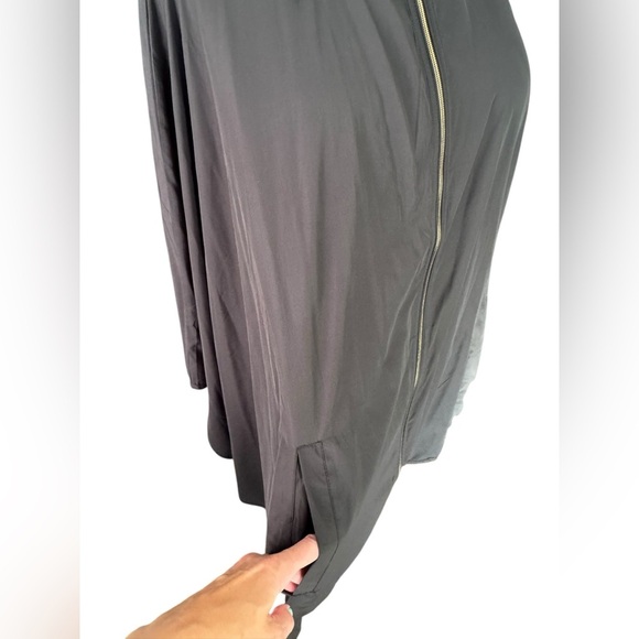 Susan Graver Black Zip-Up Cape Poncho Jacket 2X 3X Hooded Gold Hardware H3 - Picture 6 of 9